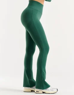 Clearance ECHT Arise Essential Flare Leggings Green