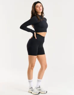 New ECHT Arise Essential Shorts Black