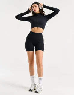 New ECHT Arise Essential Shorts Black