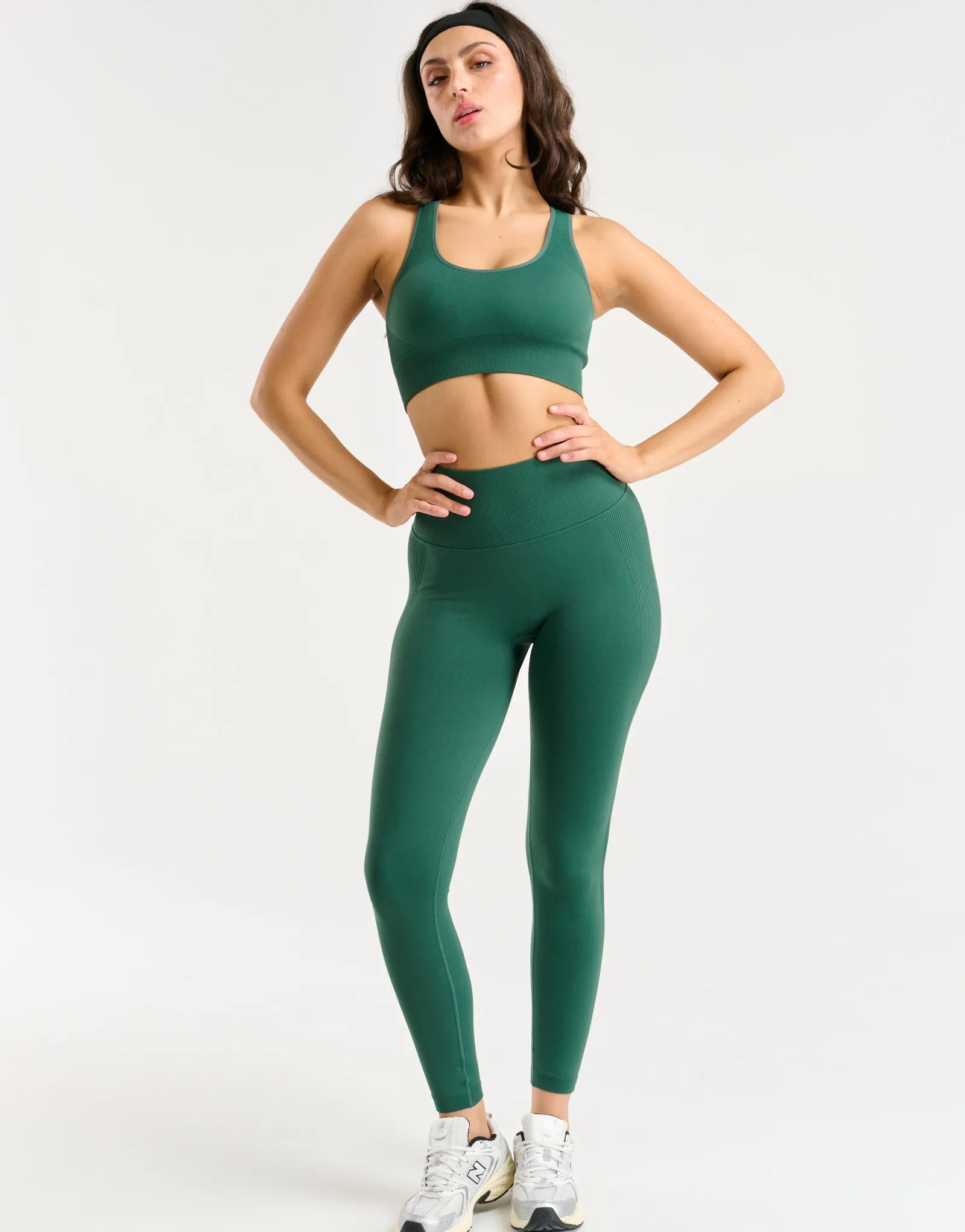 Fashion ECHT Arise Essential Sports Bra Green