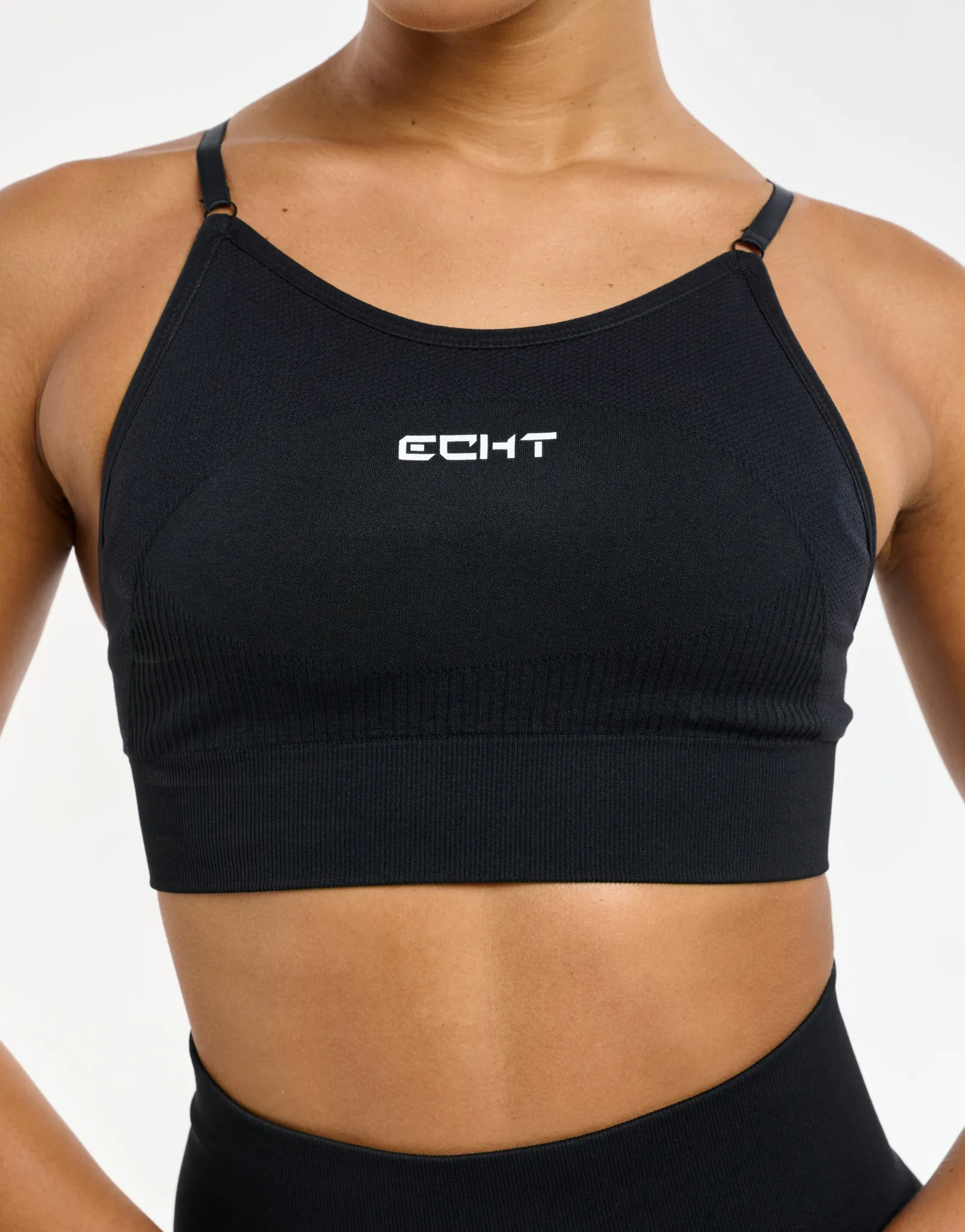 Outlet ECHT Arise Key Seamless Sportsbra Black