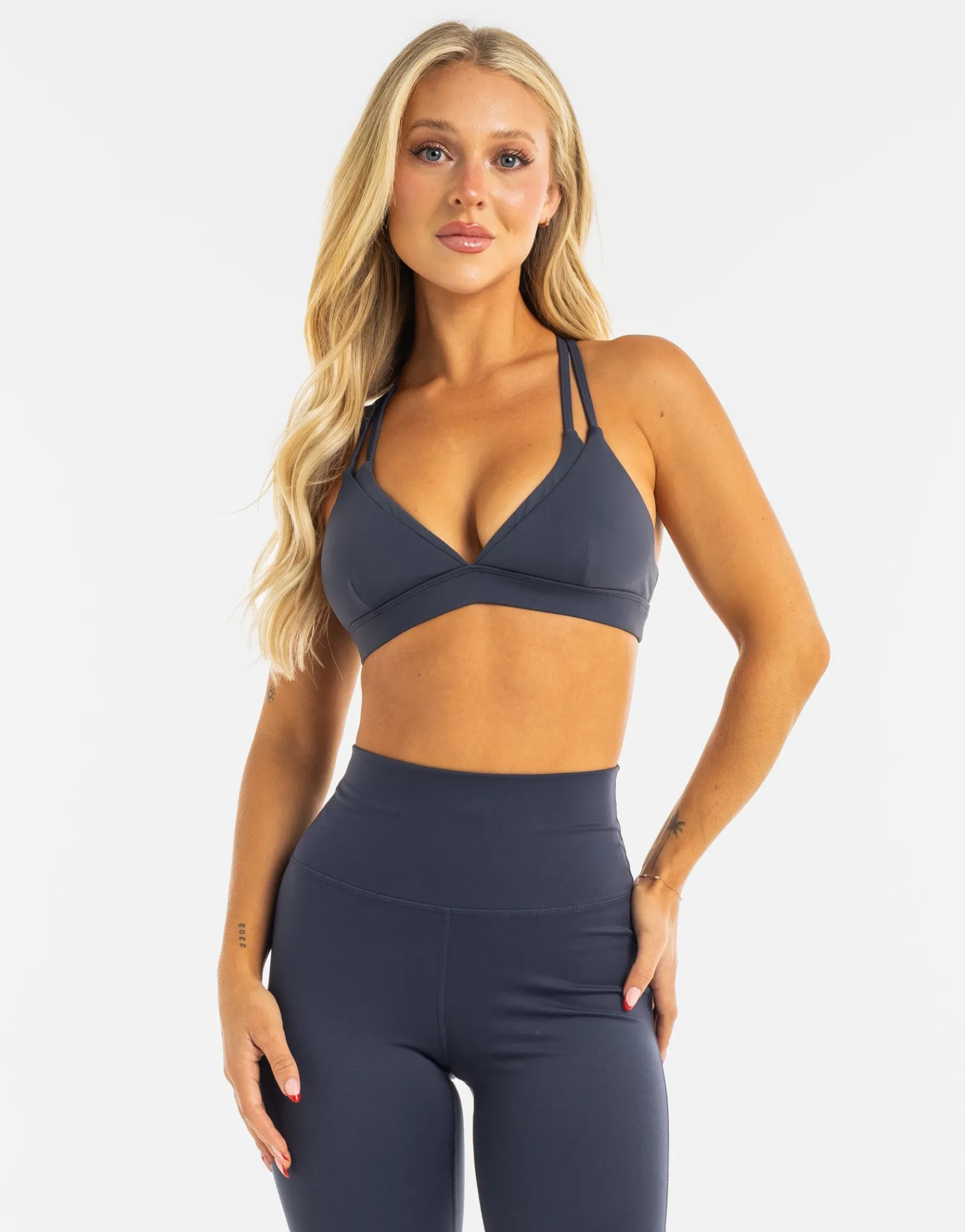 New ECHT Core Layer Sports Bra Lava Smoke