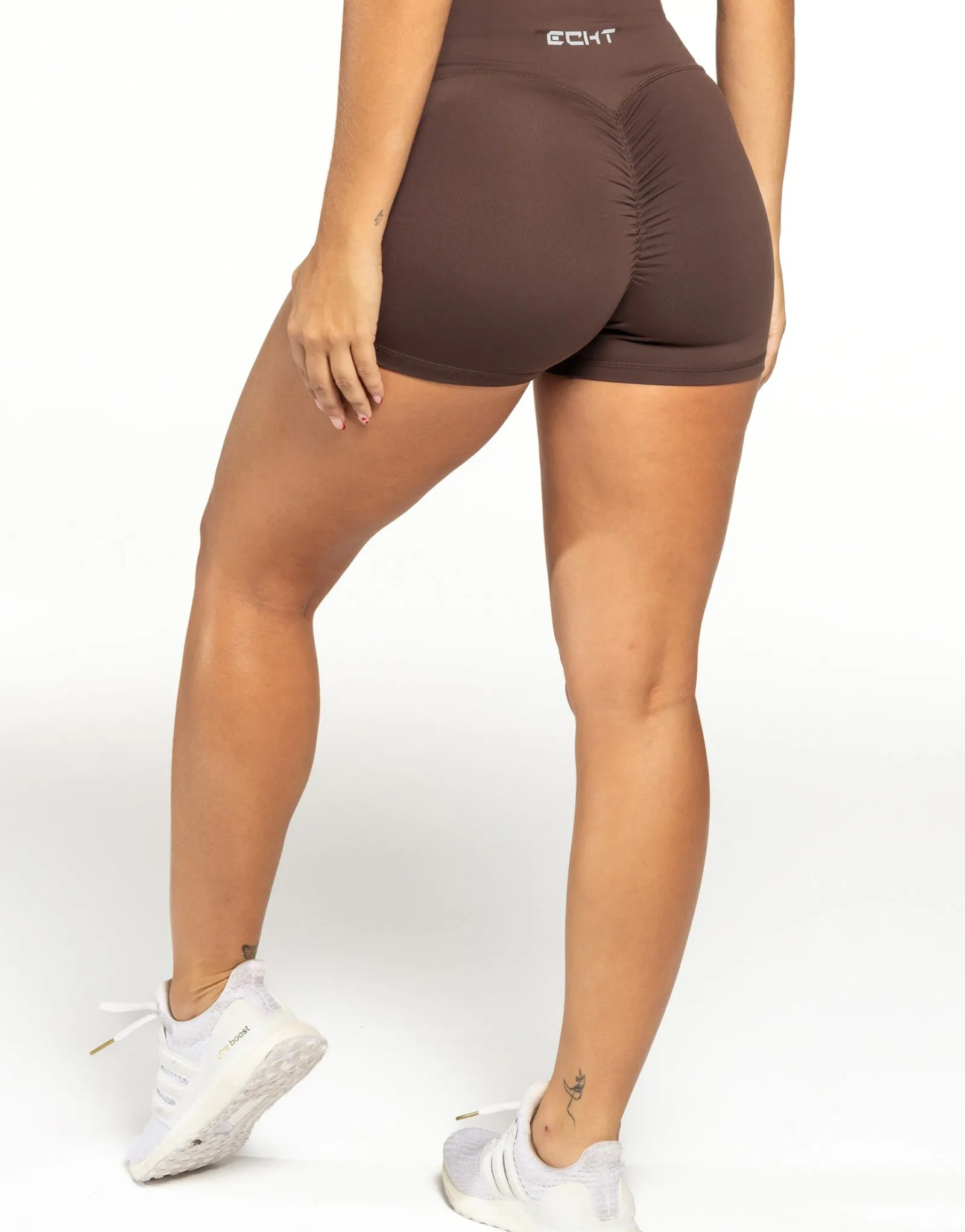 New ECHT Force Scrunch Shorts Fudge Brown