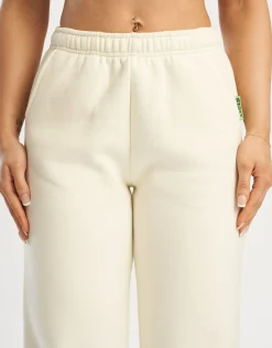 Discount ECHT Essential Jogger Sweatpants Cannoli Cream