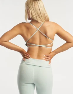 New ECHT Expel Sports Bra Light Blue