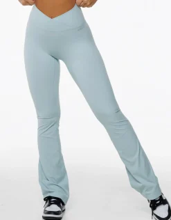 Best ECHT Storm Flare Leggings Ether Blue
